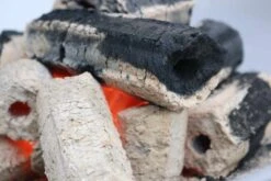 Greek Fire Holzkohlebriketts - 1 Palette = 720kg -Angebote Grillgarten Store greek fire briketts glut detail 2