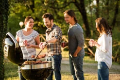 Napoleon Holzkohlegrill Kugelgrill Ø 57cm Mit Gussrost Und Deckelscharnier PRO22K-LEG -Angebote Grillgarten Store napoleon kohlegrill grillen PRO22K LEG 2