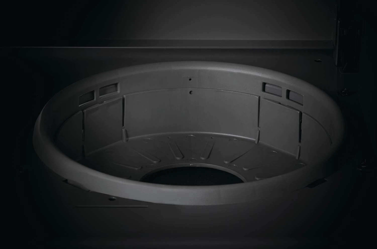 Napoleon Rogue 425 Gasgrill - All Black - Mit Seitenbrenner - Hero Modell 2023 Mit Heckbrenner Inkl. Drehspieß Und Abdeckhaube 13 Napoleon Rogue 425 Gasgrill - All Black - Mit Seitenbrenner - Hero Modell 2023 Mit Heckbrenner Inkl. Drehspieß Und Abdeckhaube – Bild 13