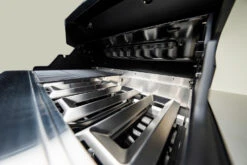 Outdoorchef Dualchef 425 G BZ Gasgrill Mit Blazing Zone Infrarotbrenner + DGS Gusseisen Grillrost 2 Stk.+ DGS Gemüse Grillrost 2 Stk. -Angebote Grillgarten Store outdoorchef dualchef 425 g flammschutzbleche 18 700 16