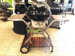 Outdoorchef Gas Kugelgrill Montreux 570 G 23 Outdoorchef Gas Kugelgrill Montreux 570 G -Angebote Grillgarten Store outdoorchef montreux 570 frontal 18 127 99