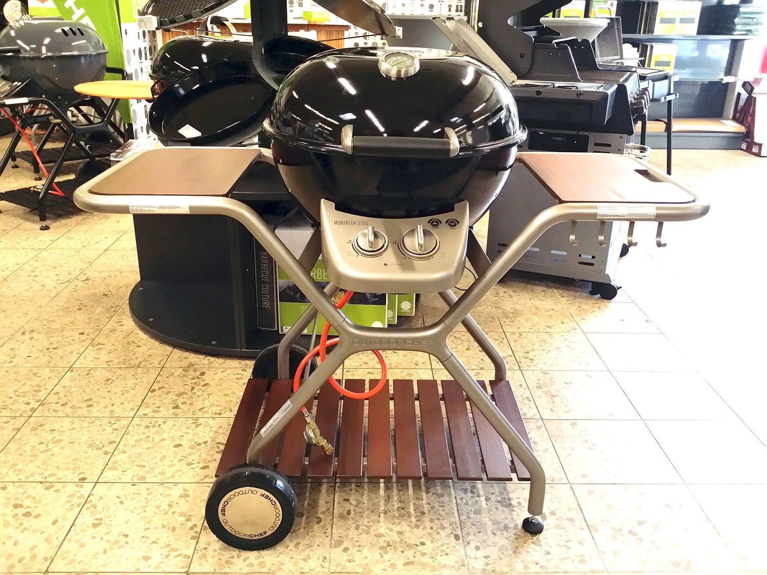 Outdoorchef Gas Kugelgrill Montreux 570 G 4 Outdoorchef Gas Kugelgrill Montreux 570 G – Bild 4
