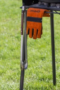 Petromax Feuertopf Tisch Fe45 (klein) -Angebote Grillgarten Store petromax feuertopf tisch detail fe45